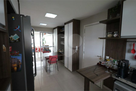 Apartamento á venda - Vila Olímpia