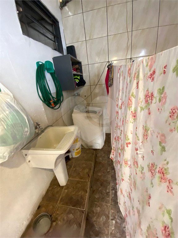 Casa Térrea com 1 dormitório.