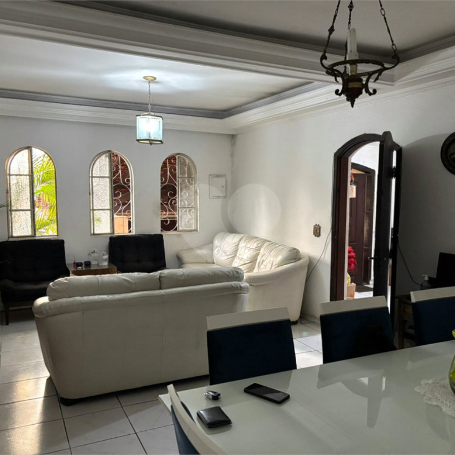 Casa à venda com 450m² - Guarulhos