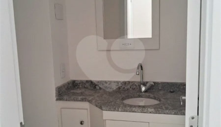 Apartamento à venda com 3 quartos, sendo 1 suíte,  em Jardim Cascatinha, Poços de Caldas, MG