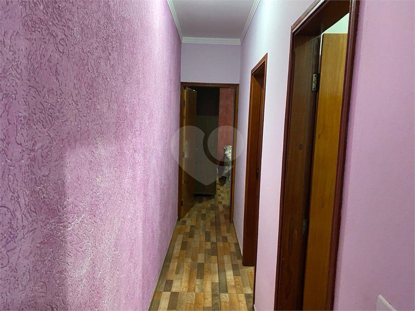 Vende-se casa no Jardim Paulistano 02 dormitórios