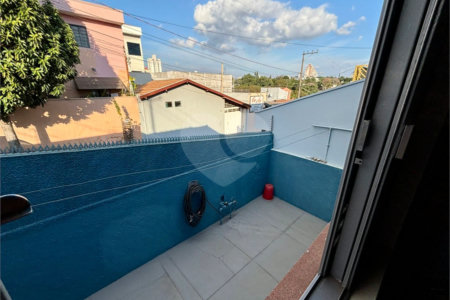 Casa 2 dormitórios Antônio Blanco