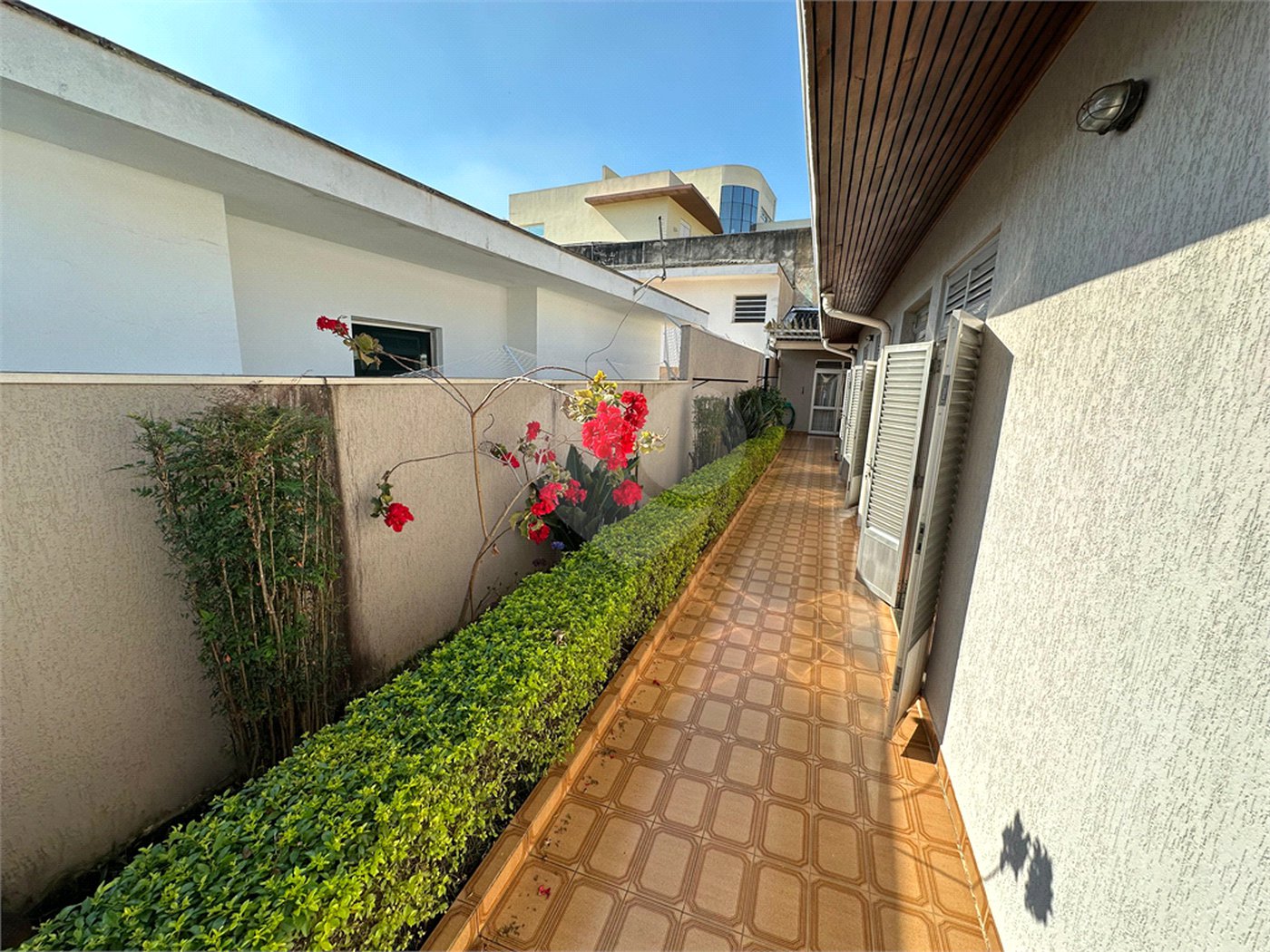 Casa à Venda no Bosque da Saúde com 271m², 3 Dormitórios, 1 Suíte e 4 Vagas