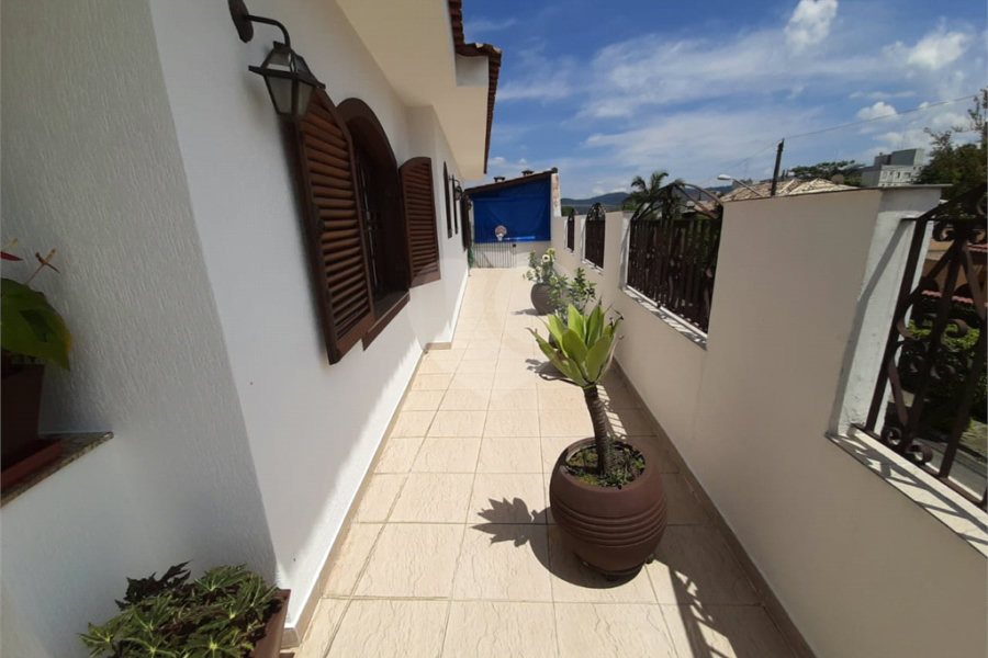 Casa no Jardim Leonor