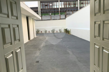 Imóvel Comercial á venda em São Carlos, rua São Sebastião.