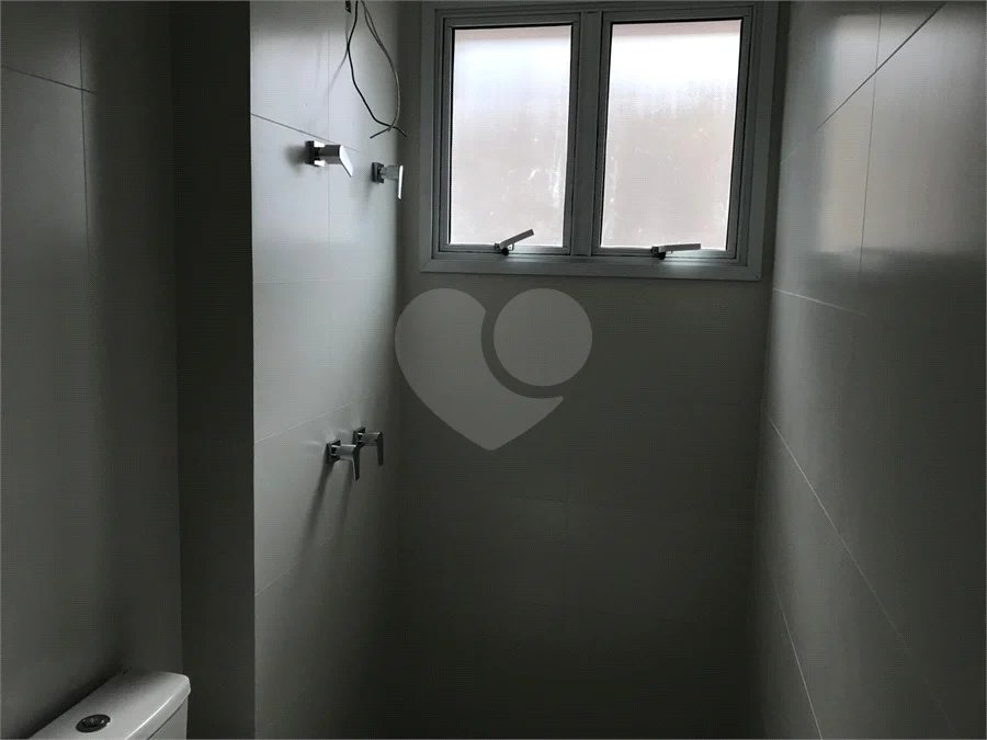 APARTAMENTO 02 DORMITÓRIOS COLADO NA USP