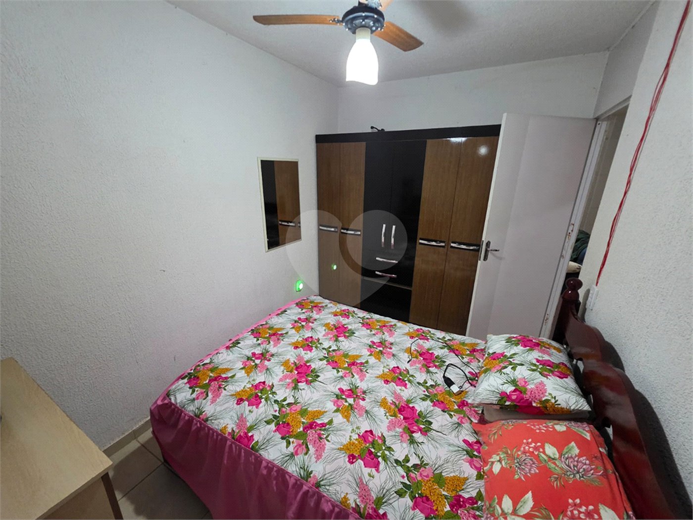 Casa com edícula no Abdelnur.