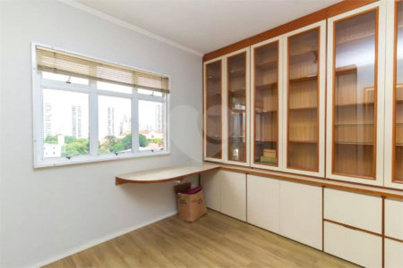 Cobertura no Ipiranga à venda com 340m², 4 quartos e 4 vagas Estuda Permuta