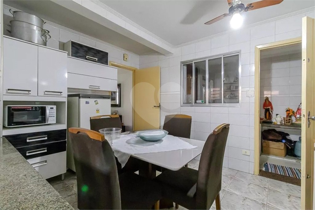 Casa à venda com 121m² 3 quartos e 2 vagas