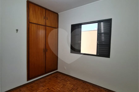 Apartamento à venda de 2 dormitórios no Edifício São José, Araraquara