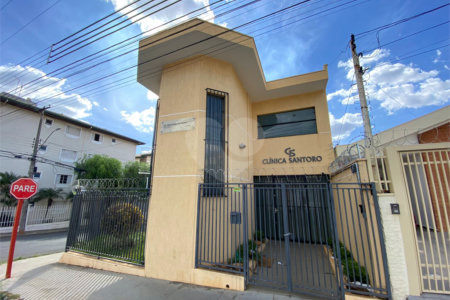 Casa comercial a venda perto da Santa Casa