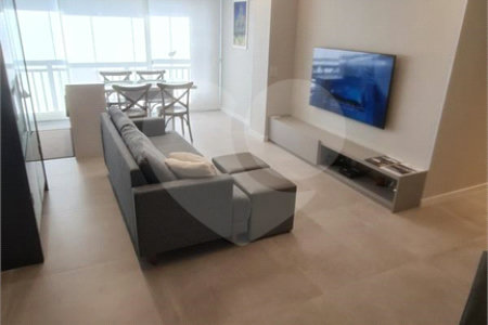 Apartamento com 2 dormitórios e uma suíte, mobilíado no Ibirapuera.