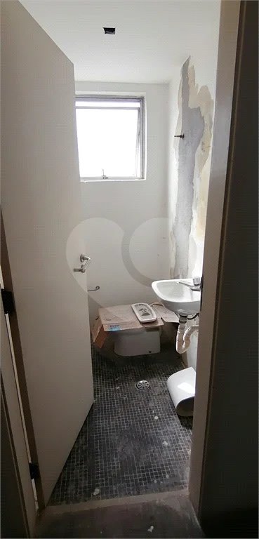 Sala comercial à venda em Higienópolis com 170 m2