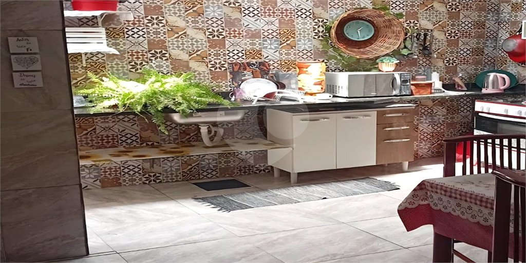Casa térrea com 125,00 m² .