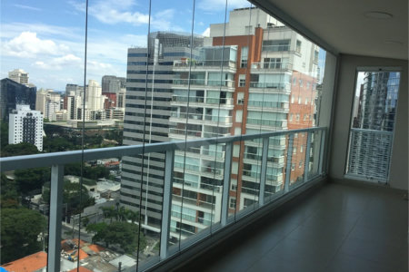 EXCELENTE APARTAMENTO PARA LOCAÇÃO NO ITAIM BIBI, 70 M2, 1 SUITE, 2 BANHEIROS, 2 VAGAS