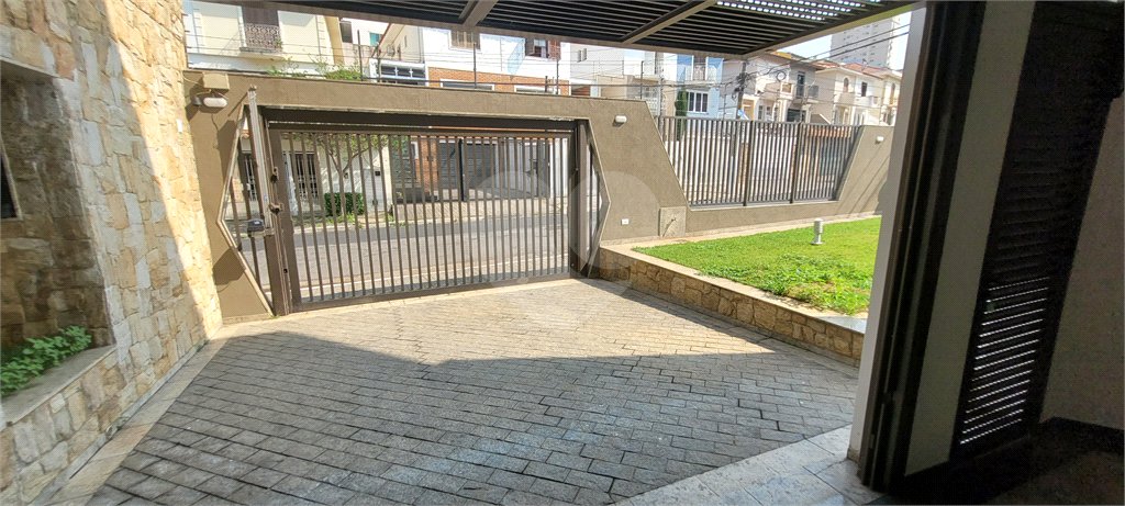 Sobrado de alto padrão com piscina e sauna no Jardim França