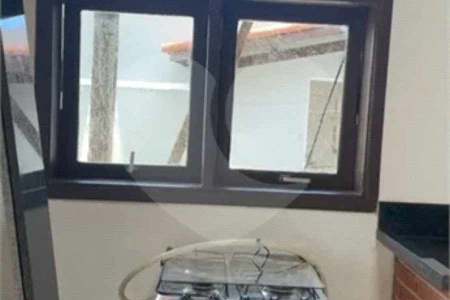 Linda casa térrea em Itanhaém a poucos metros da praia ????