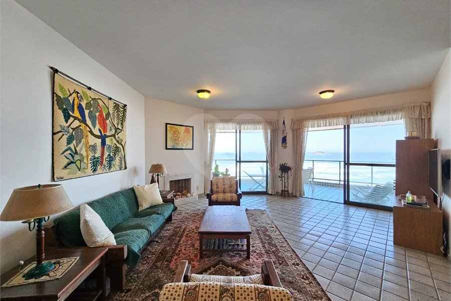 Apartamento à venda com 3 suítes em Riviera de São Lourenço, Bertioga, SP