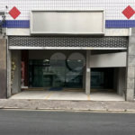 Imóvel comercial de 149 m² em Rudge Ramos, com pé-direito de 6 m, 3 vagas e localização estratégica. Excelente opção para investidores e negócios.