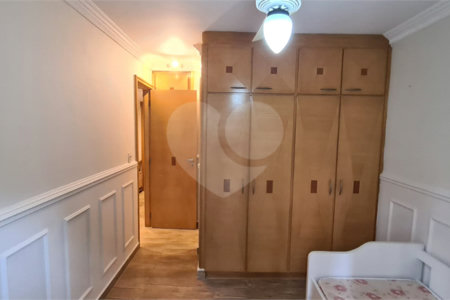 Apartamento para venda e locação de 130m² no Jardim Paulista com 2 suítes e 2 vagas.