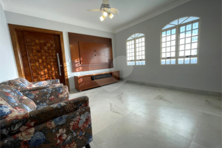 Casa Térrea 3 dormitórios, suíte e piscina Ibaté