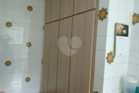 Sobrado à venda com 3 quartos, sendo 1 suíte, em Vila Mascote, São Paulo, SP
