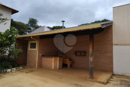 Excelente sobrado para venda no residencial Parati