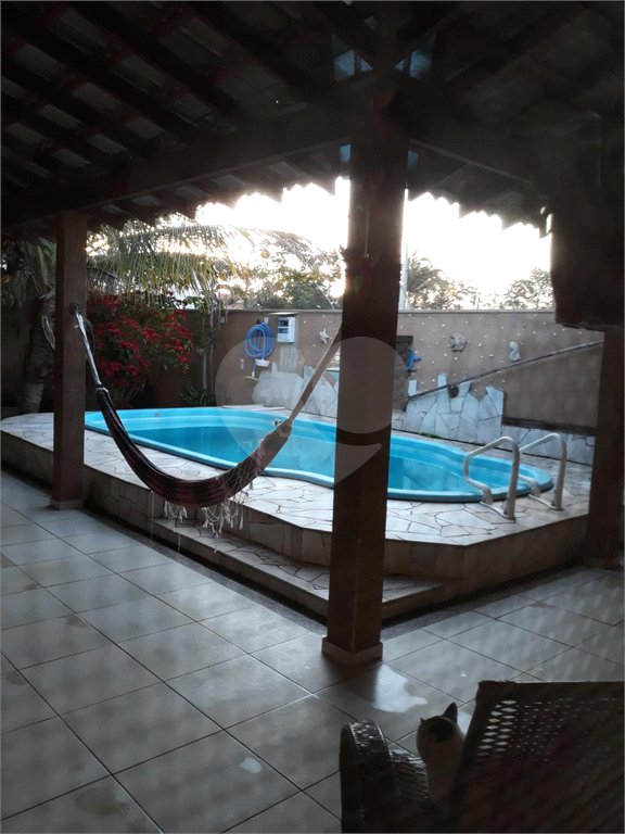 Casa térrea no Samambaia.