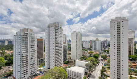 Apartamento à venda com 2 suítes em Santo Amaro, São Paulo, SP