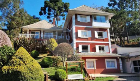 Casa à venda com 8 suítes em Recanto das Araucárias, Campos do Jordão, SP