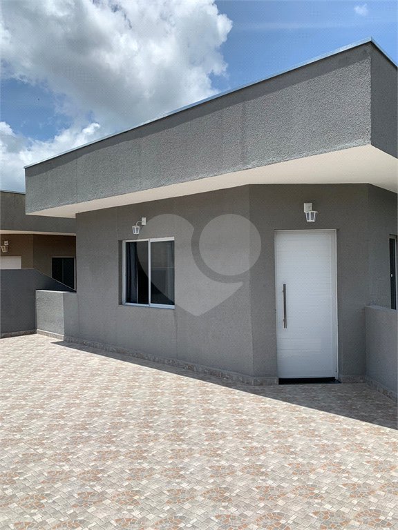 Belíssima Chácara- Loteamento Pedra Bela- Bairro Pedreira- em Atibaia.