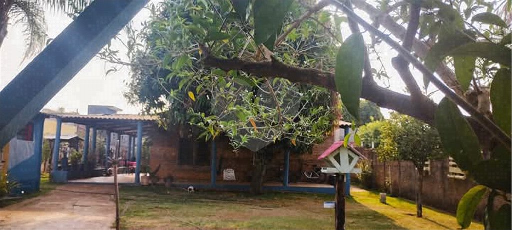 Casa Avarandada à Venda no Belverde – Espaço, Conforto e Contato com a Natureza