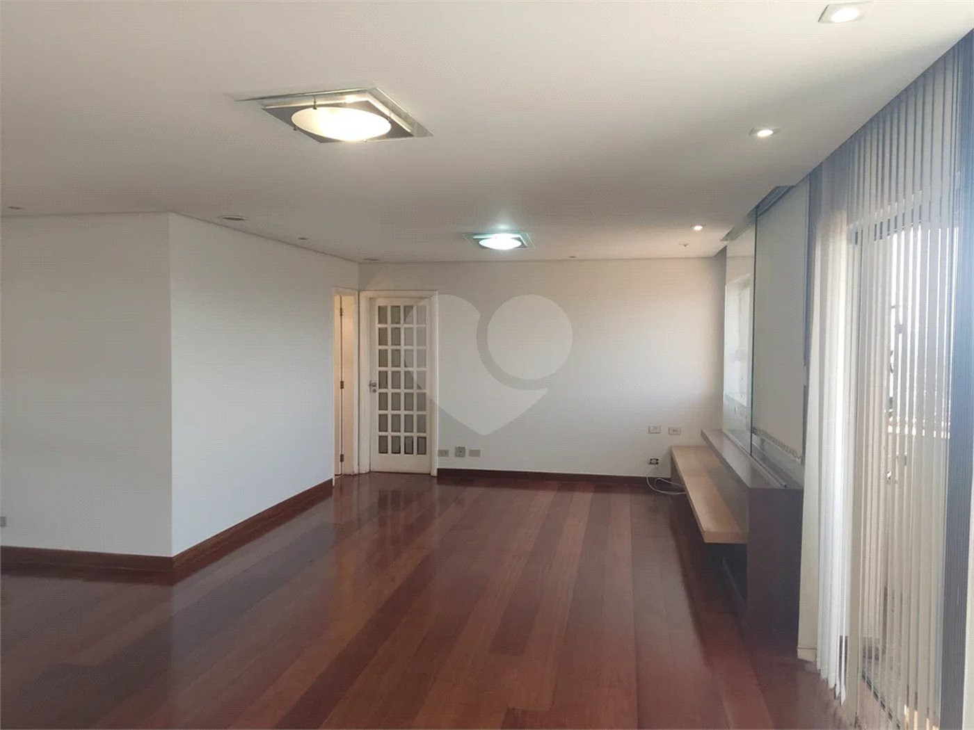 Apartamento para venda e locação no Bairro Vila Rezende em Piracicaba - SP.