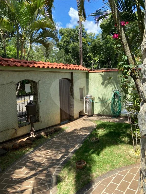 CASA À VENDA COM 3 SUITES CHACARA NAZARETH CENTRO PIRACICABA