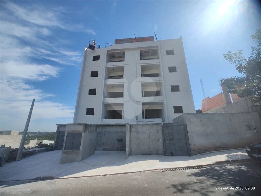 Apartamento 2 dormitórios (1 suíte) com vaga garagem, excelente localização, programa MCMV