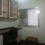 Apartamento a venda com porteira fechada no Belem com 95m com 03 dormitórios espaçoso sendo um suíte, 2 vagas. Aceita Permuta.