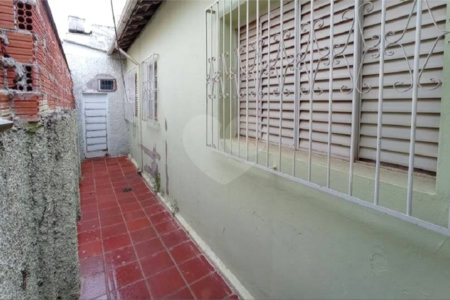 Casa térrea na Sallum.