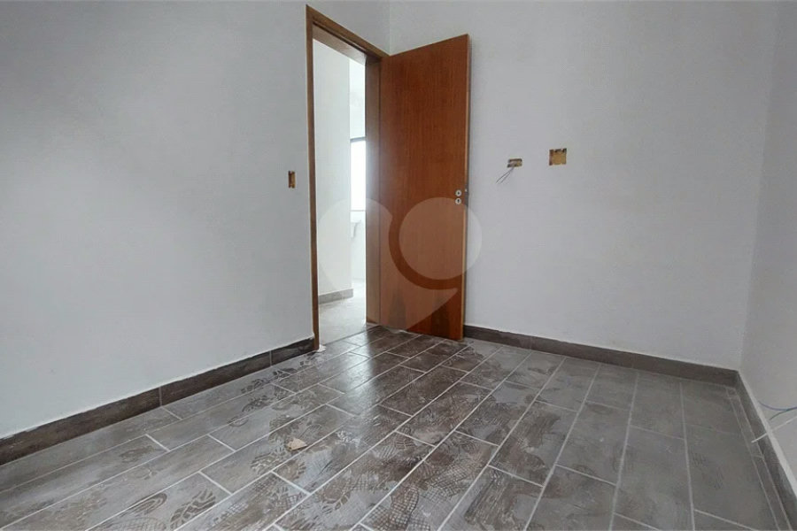 CONDOMINIO RESIDENCIAL COM 2 DORMITÓRIOS A 300 METROS DA FUTURA ESTAÇÃO ORFANATO DO METRO.