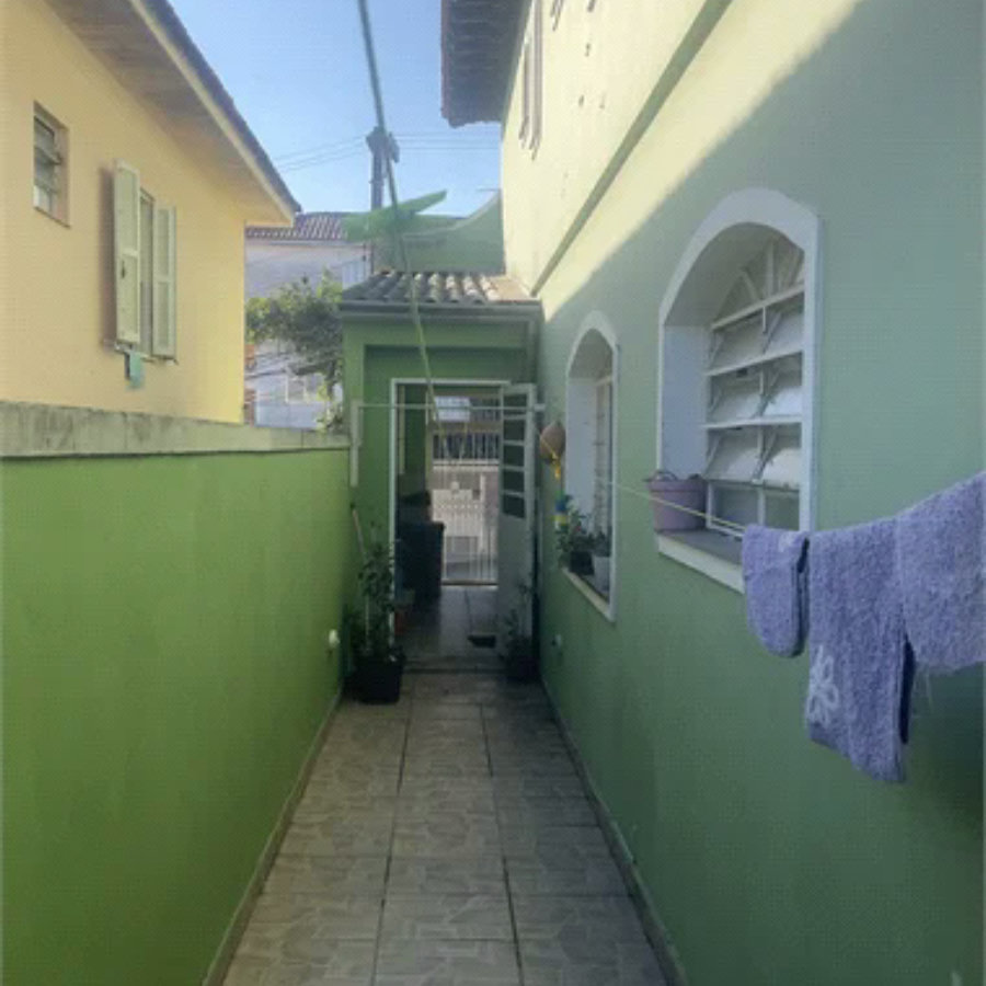 Sobrado à venda com 3 suítes em Jardim Ester Yolanda, São Paulo, SP