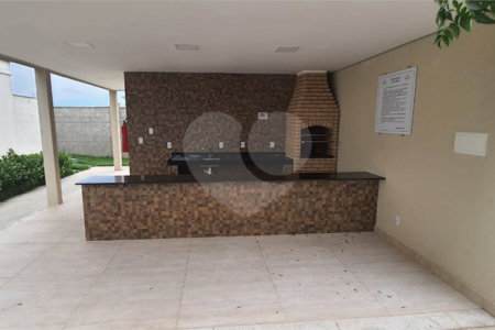 Apartamento no Condomínio Monte Athos.