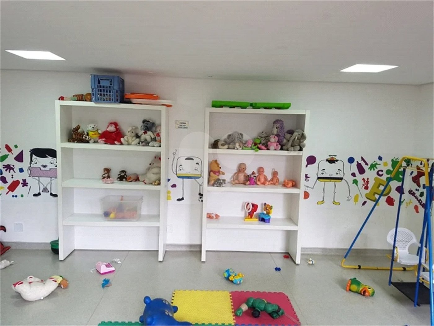 Apartamento à venda, com 1 quarto, armários, varanda, 1 vaga no Jaraguá em São Paulo