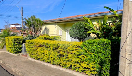 Casa à venda com 3 quartos em Vila Prado, São Carlos, SP