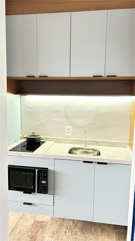 Studio com 28m², mobiliado e com móveis planejados na região do Sacomã em São Paulo - SP.