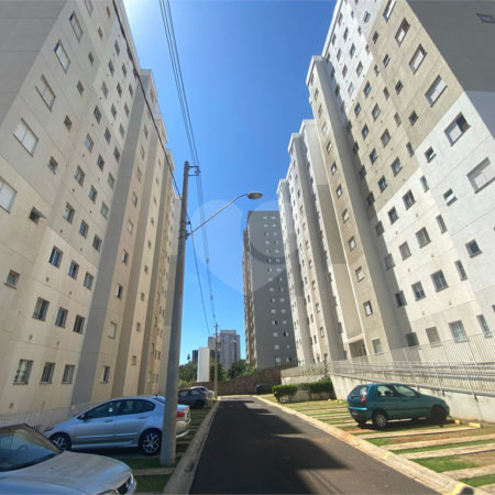 Apartamento á venda no Parque dos Manacás - São Carlos/SP