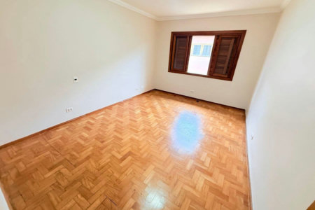 Casa à venda com 3 quartos, sendo 1 suíte,  em Jardim Olympia, São Paulo, SP