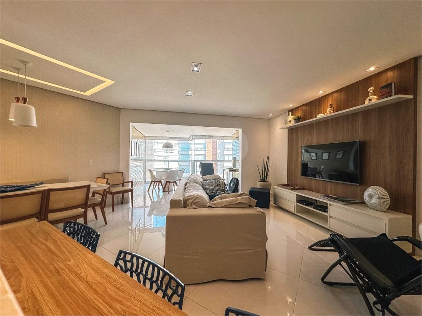 Apartamento à venda com 4 suítes em Riviera de São Lourenço, Bertioga, SP