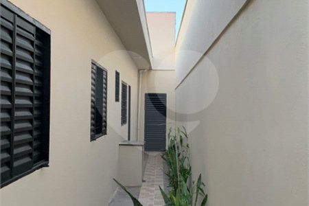 Casa a venda dois Quartos um banheiro