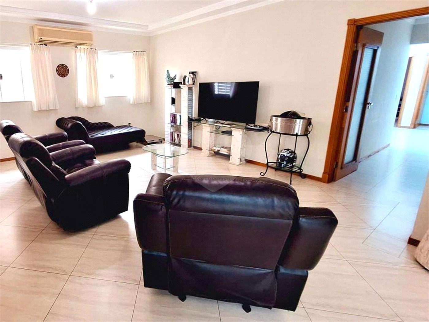 Casa á venda no residencial Eldorado.