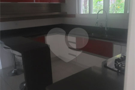 Chácara no Condomínio Vale das Laranjeiras em Indaiatuba SP - Venda - R$ 3,600.000,00 - Locaçao - R$ 30.000,00 mais encargos - Linda, espaçosa, aconchegante, acabamento de alto padrão em rua tranquila e arborizada, em um dos Condomínios mais valorizados de Indaiatuba. Com fácil acesso as principa