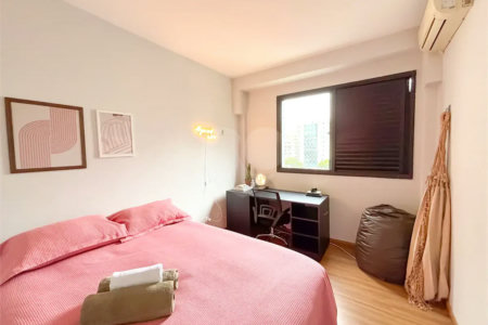 Apartamento de 80m² a venda e locação em Moema - 02 dorm, 02 Banheiros 01 Vaga